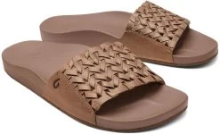 OluKai Kamola Sandals - Women's