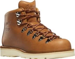 Danner Mountain Light Boots - Women's 16 Danner Mountain Light Boots - Women's -Chic Feet Boutique 64c8aeb0 a96b 4d41 9535 e7b59e7563bf